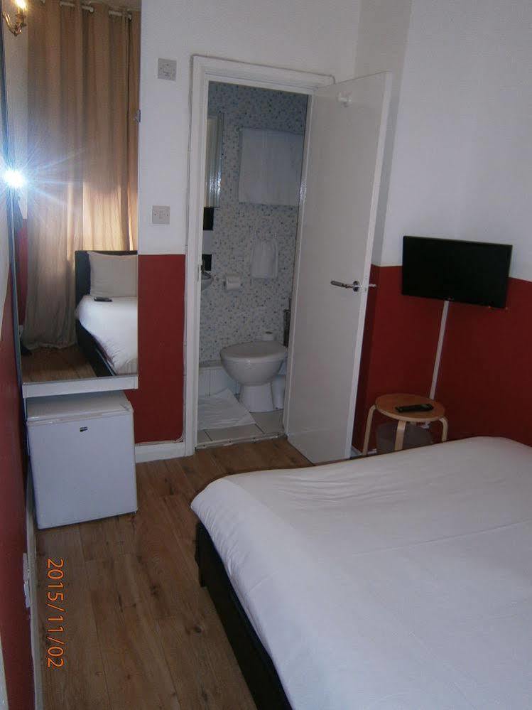 Marisa Hotel London